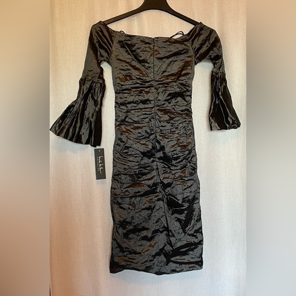 Nicole Miller NWT Techno Metal Flare Sleeve dress - Picture 5 of 9